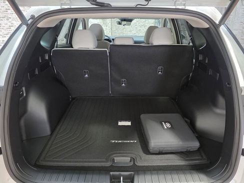 New 2026 Hyundai Tucson SEL image 16