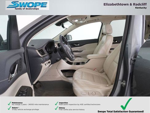 Used 2021 GMC Acadia Denali w/ Denali Technology Package AWD/4WD image 11