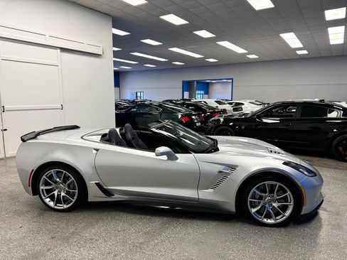 Used 2017 Chevrolet Corvette Z06 image 5