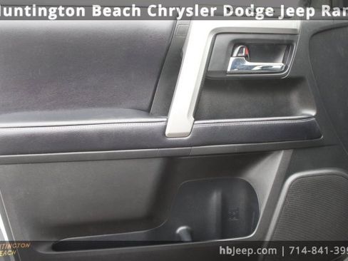 Used 2018 Toyota 4Runner SR5 image 10