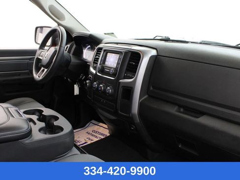 Used 2022 RAM 1500 Classic SLT image 21