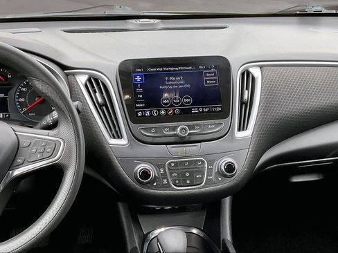 Used 2023 Chevrolet Malibu LT image 9