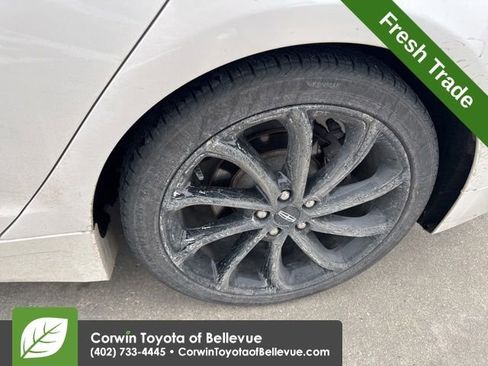 Used 2020 Lincoln MKZ Reserve w/ Luxury Package image 9