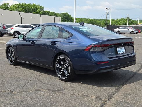 Used 2026 Honda Accord SE image 7