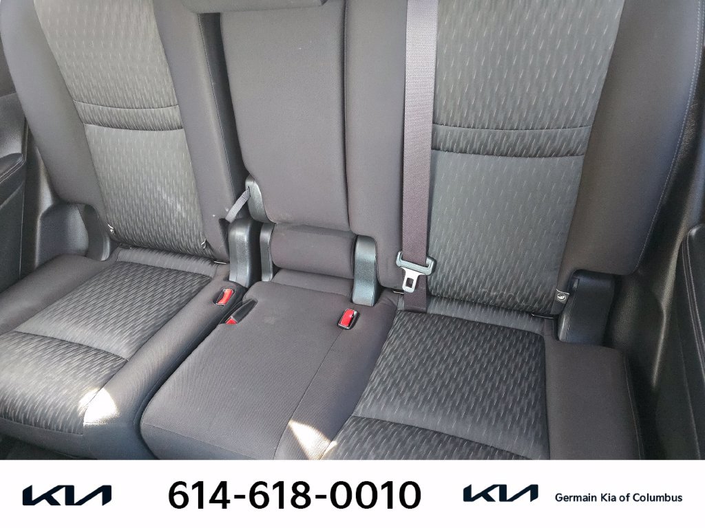 Used 2019 Nissan Rogue SV AWD/4WD image 18