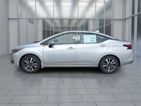 Certified 2025 Nissan Versa SV w/ Trunk Package FWD image 5