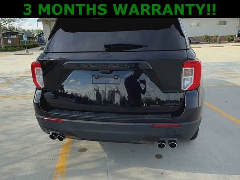 Used 2022 Ford Explorer King Ranch w/ Premium Technology Package image 8