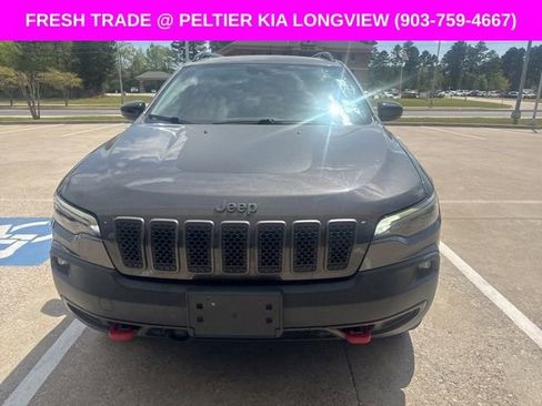 Used 2022 Jeep Cherokee Trailhawk image 2