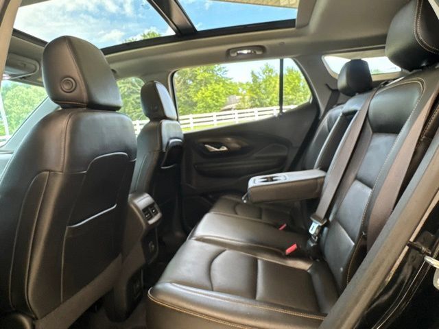 Used 2021 GMC Terrain SLT w/ Infotainment Package II AWD/4WD image 28