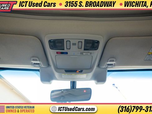 Used 2018 Subaru Outback 2.5i Limited AWD/4WD image 19
