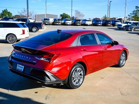 New 2026 Hyundai Elantra Blue image 5