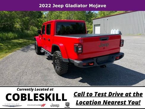 Used 2022 Jeep Gladiator Mojave w/ Dual Top Group AWD/4WD image 6