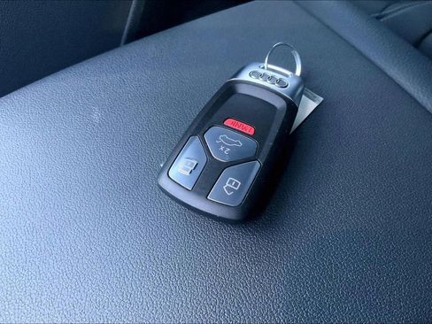 Certified 2023 Audi Q5 2.0T Premium w/ Convenience Package image 14