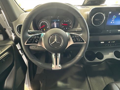 New 2025 Mercedes-Benz Sprinter 3500 image 13