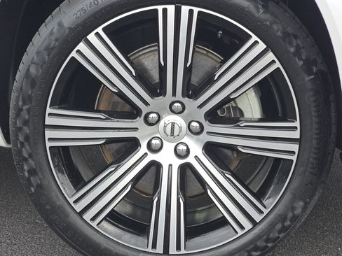 Used 2023 Volvo XC90 T8 Plus AWD/4WD image 16
