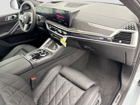 New 2026 BMW X6 M60i AWD/4WD image 17