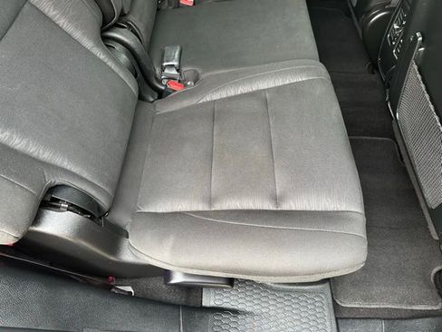 Used 2023 Dodge Durango GT image 18