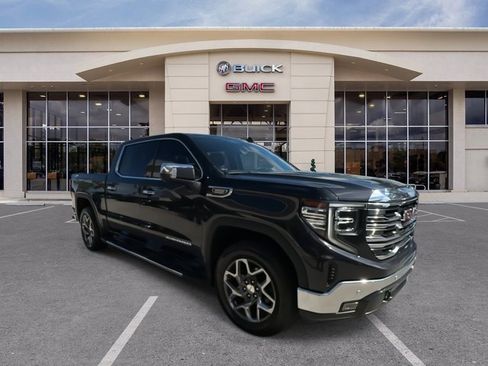 Certified 2023 GMC Sierra 1500 SLT w/ SLT Premium Plus Package image 2