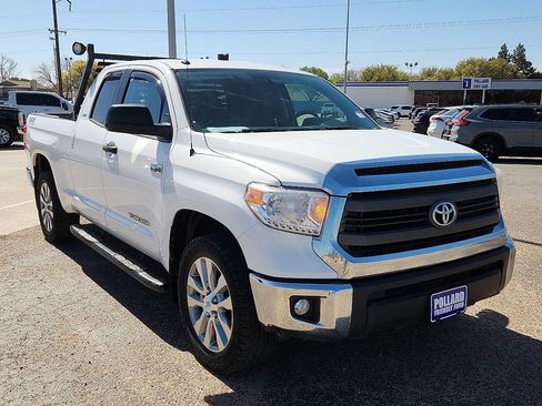 Used 2015 Toyota Tundra SR5 image 4