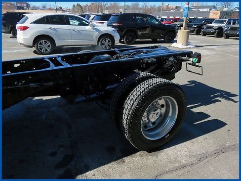 New 2026 RAM 5500 Tradesman w/ Laramie Trim Package image 5