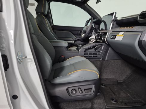 New 2026 Toyota 4Runner 4WD image 45