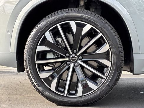 New 2026 Volvo XC90 T8 Plus w/ Protection Package Premier AWD/4WD image 26
