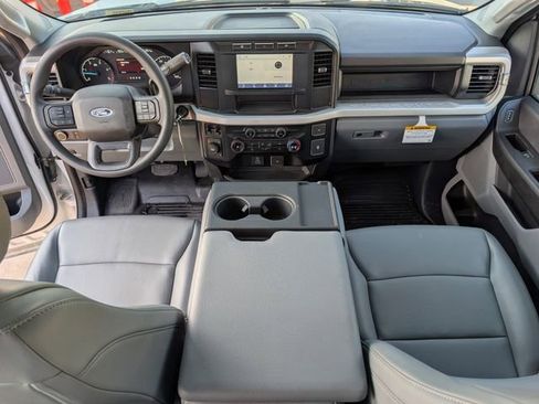 New 2023 Ford F550 4x4 SuperCab Super Duty image 10