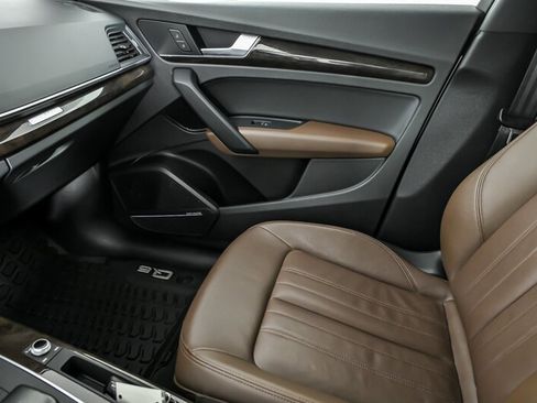 Used 2018 Audi Q5 2.0T Premium Plus w/ Premium Plus Package image 36