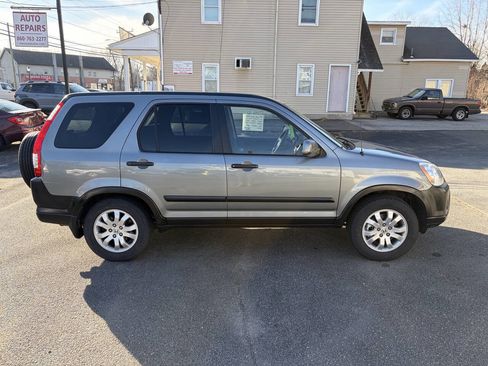 Used 2005 Honda CR-V EX image 4