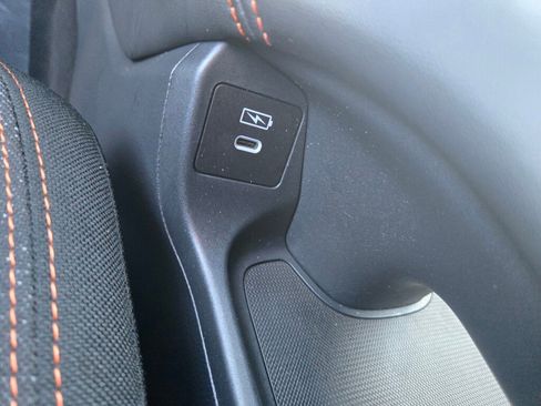 Certified 2025 Honda HR-V Sport image 16