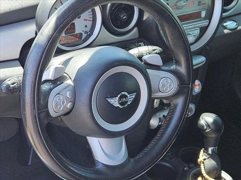 Used 2009 MINI Cooper Hardtop FWD image 8