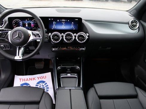 New 2025 Mercedes-Benz GLA 250 4MATIC image 33