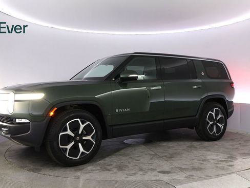 Used 2023 Rivian R1S Adventure AWD/4WD image 18