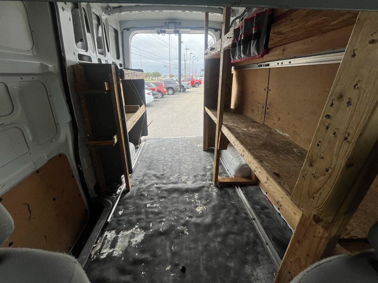 Used 2018 Nissan NV 2500 SV RWD image 22