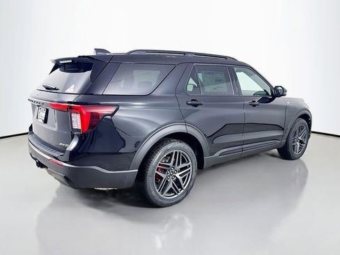 New 2026 Ford Explorer ST-Line w/ ST-Line Street Pack image 7