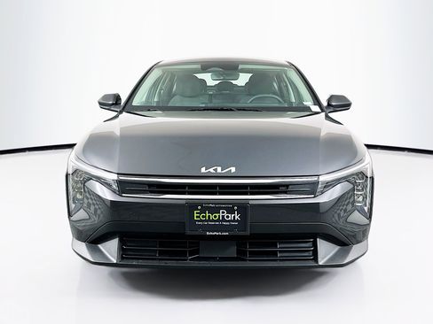 Used 2025 Kia K4 LXS image 2
