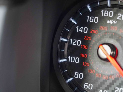 Used 2018 Nissan GT-R NISMO image 84