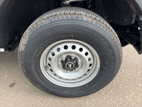 New 2026 Ford Bronco Base image 10