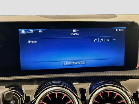 Used 2025 Mercedes-Benz CLA 250 4MATIC image 22