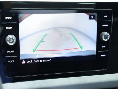 New 2025 Volkswagen Jetta SE image 19