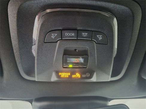 Used 2025 Toyota Crown XLE image 36