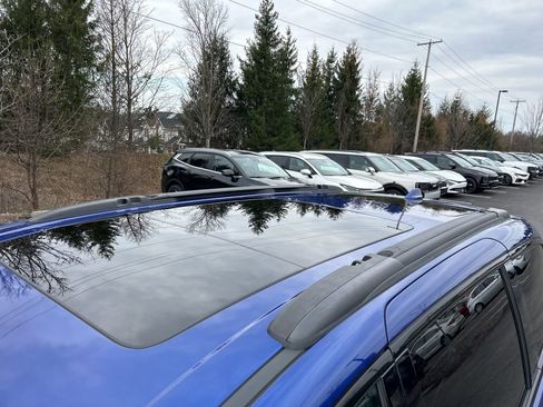 Used 2020 Chrysler Pacifica Limited w/ Advanced Safetytec Group image 6