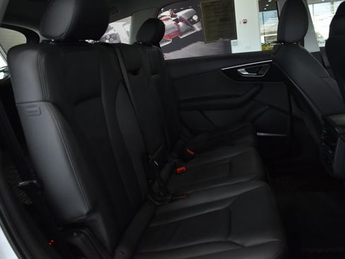 Used 2023 Audi Q7 2.0T Premium Plus w/ Premium Plus Package image 30