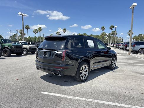 Used 2020 Cadillac XT6 Sport AWD/4WD image 3