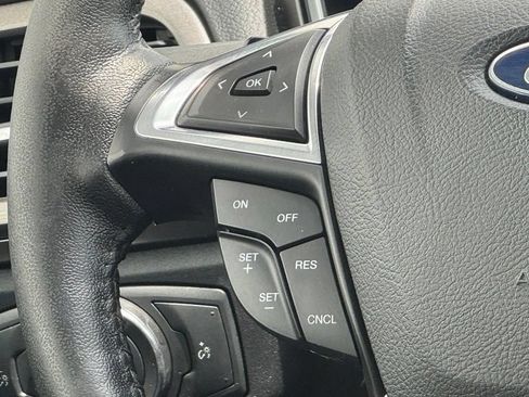 Used 2019 Ford Fusion SEL FWD image 15