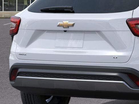 New 2026 Chevrolet Trax LT image 14