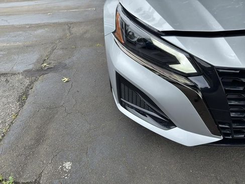 New 2025 Nissan Altima 2.5 SR w/ SR Premium Package image 10