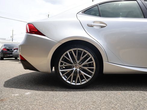 Used 2015 Lexus IS 250 AWD w/ Navigation System Package image 9