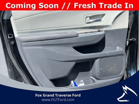 Used 2023 Toyota Sienna XLE FWD image 15