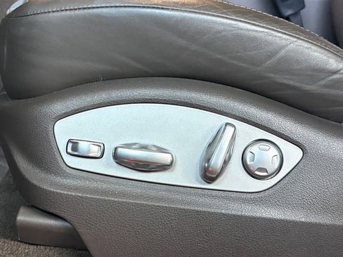 Used 2015 Porsche Cayenne Diesel AWD/4WD image 22